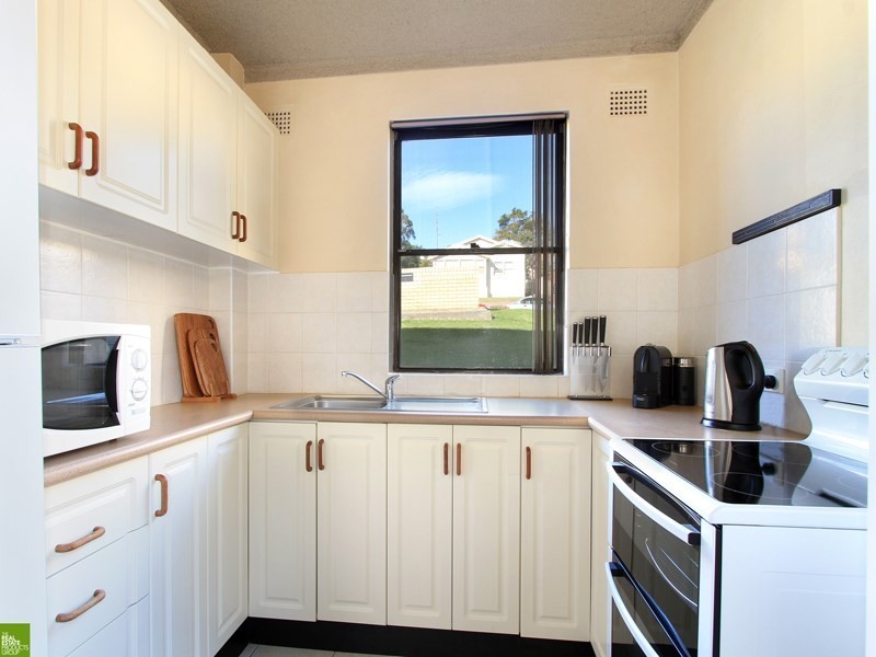 1/42 Rowland Avenue, Wollongong NSW 2500