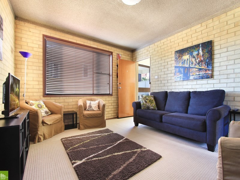 1/42 Rowland Avenue, Wollongong NSW 2500