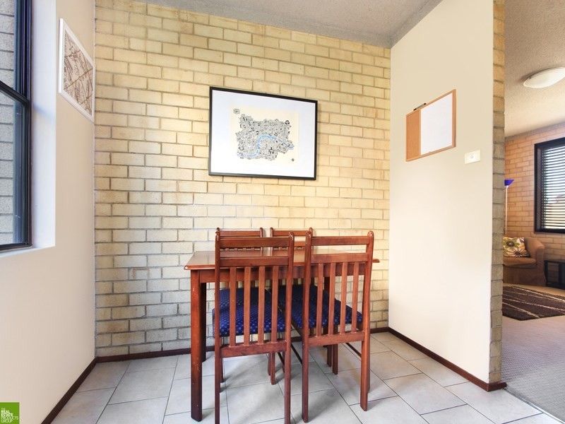 1/42 Rowland Avenue, Wollongong NSW 2500