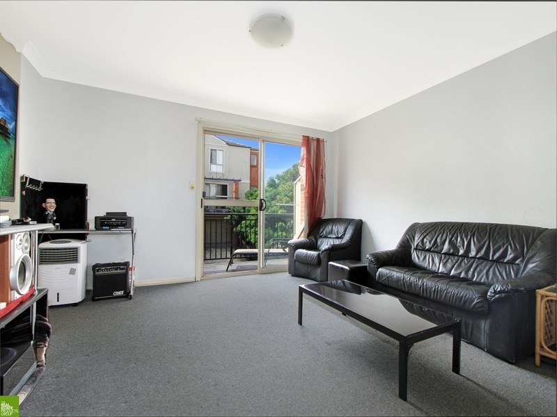 9/35 Bridge Street, Coniston NSW 2500