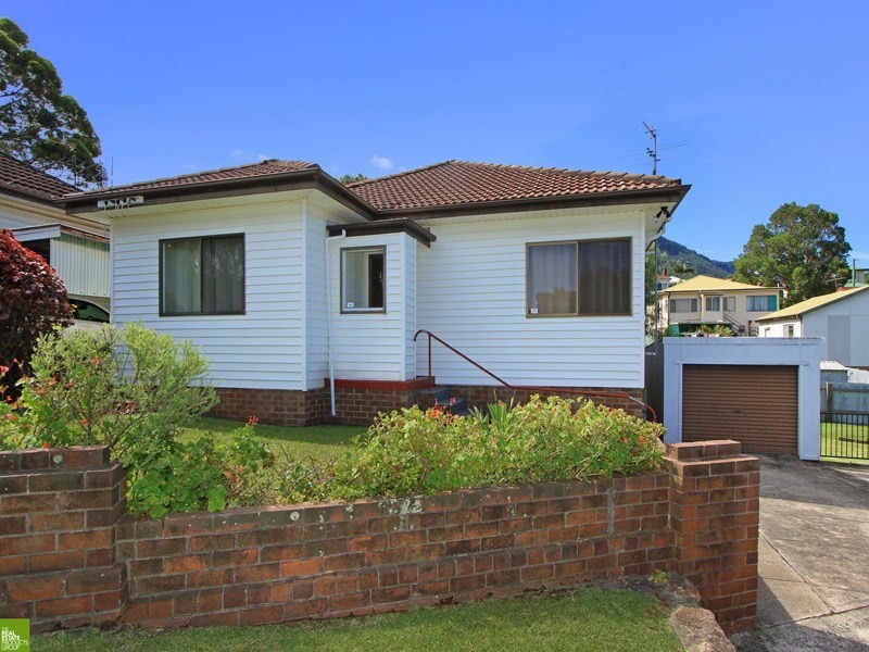 46 Seafoam Avenue, Thirroul NSW 2515
