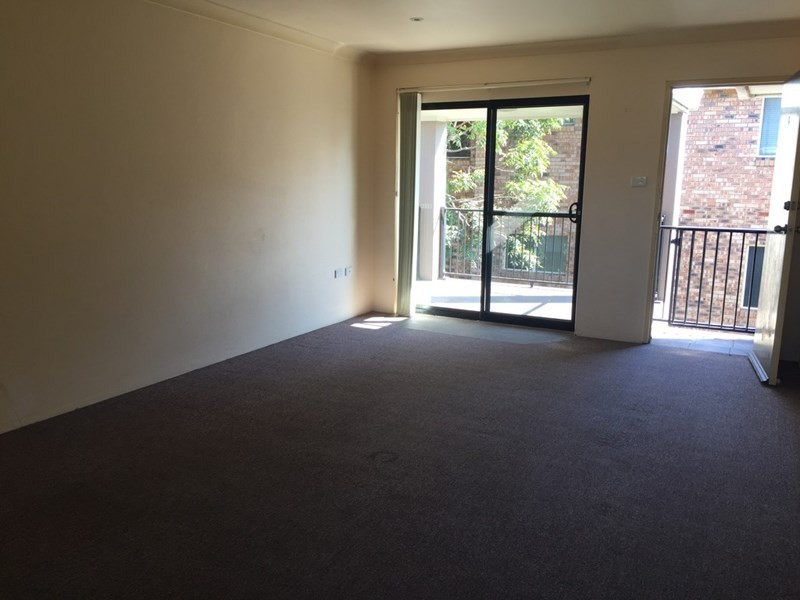 5/11 England Street, West Wollongong NSW 2500