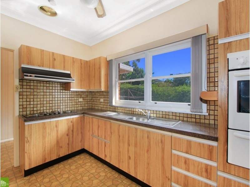 9 Booyong Street, West Wollongong NSW 2500