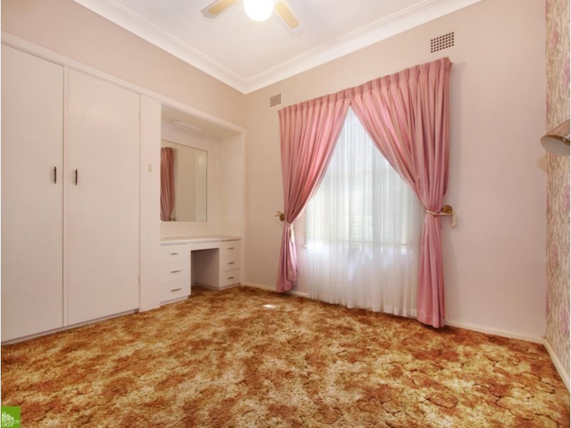 9 Booyong Street, West Wollongong NSW 2500