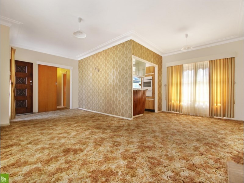 9 Booyong Street, West Wollongong NSW 2500