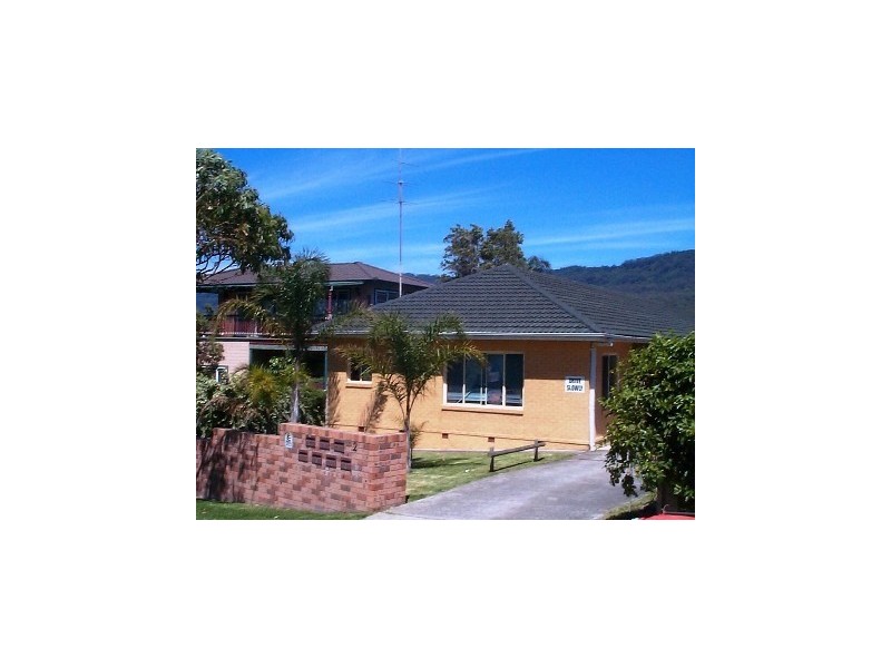 1/2 Southview Street, Bulli NSW 2516