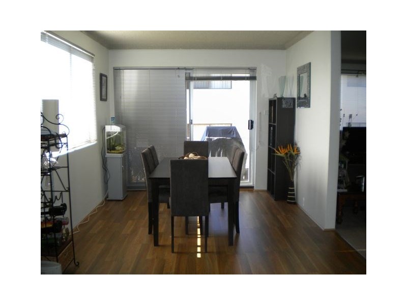 2/6 Loftus Street, Wollongong NSW 2500