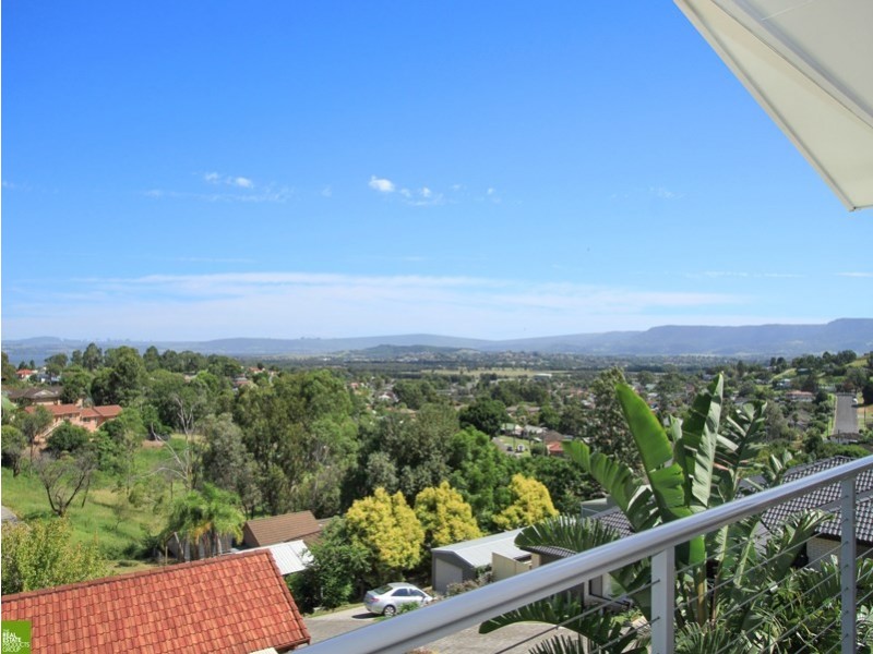 31 Pennant Crescent, Berkeley NSW 2506