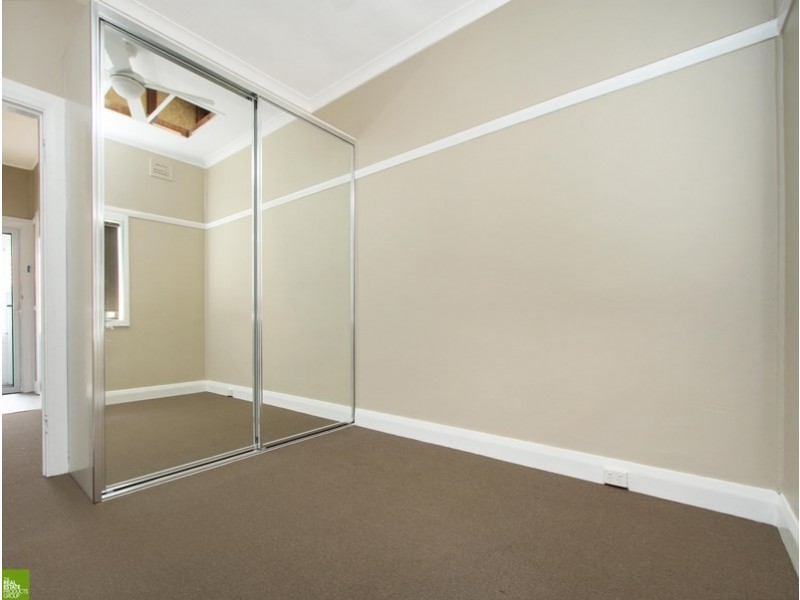 8 Second Avenue, Warrawong NSW 2502