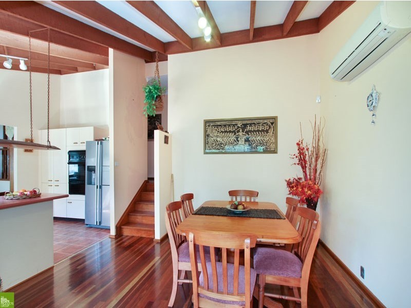 1 Sheringa Grove, Cordeaux Heights NSW 2526