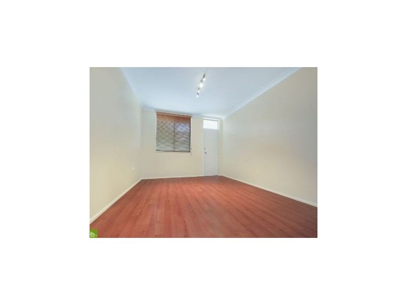 5/13 Zelang Avenue, Figtree NSW 2525