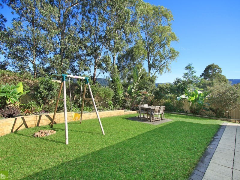 8 Karara Avenue, Horsley NSW 2530