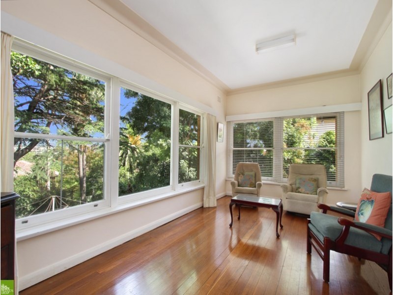 52 Woodlawn Avenue, Mangerton NSW 2500