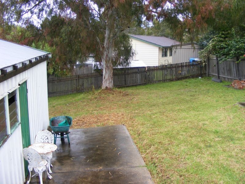 39 Waples Road, Unanderra NSW 2526