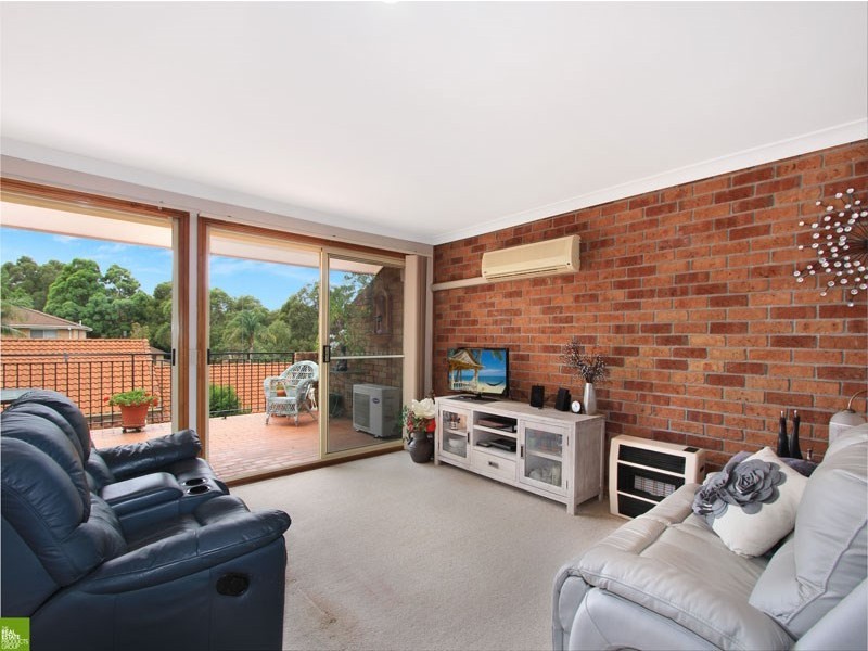 1/1 Tamarind Drive, Cordeaux Heights NSW 2526