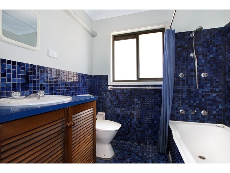 5 Highview Drive, Farmborough Heights NSW 2526