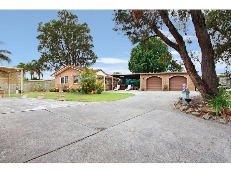 40 Devonshire Crescent, Oak Flats NSW 2529