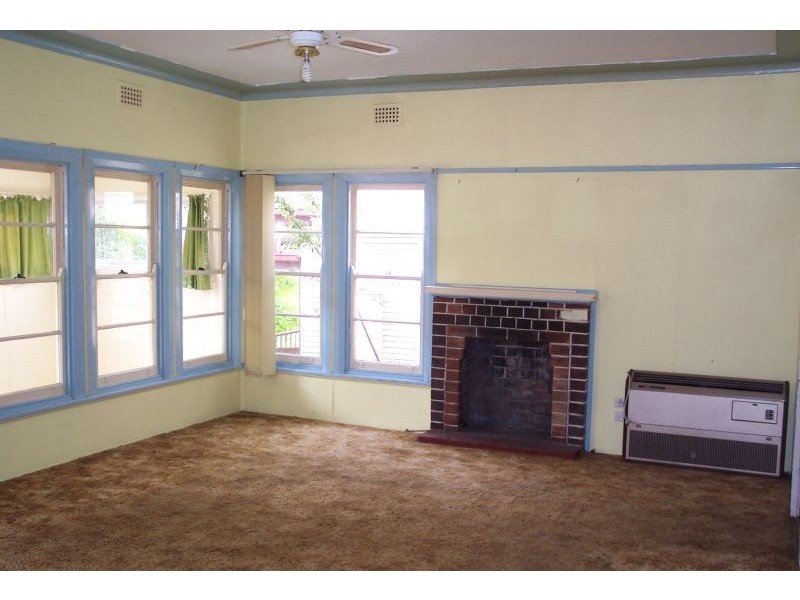 97 St Johns Avenue, Mangerton NSW 2500