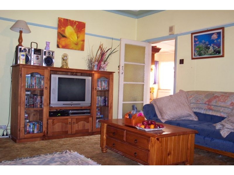 97 St Johns Avenue, Mangerton NSW 2500