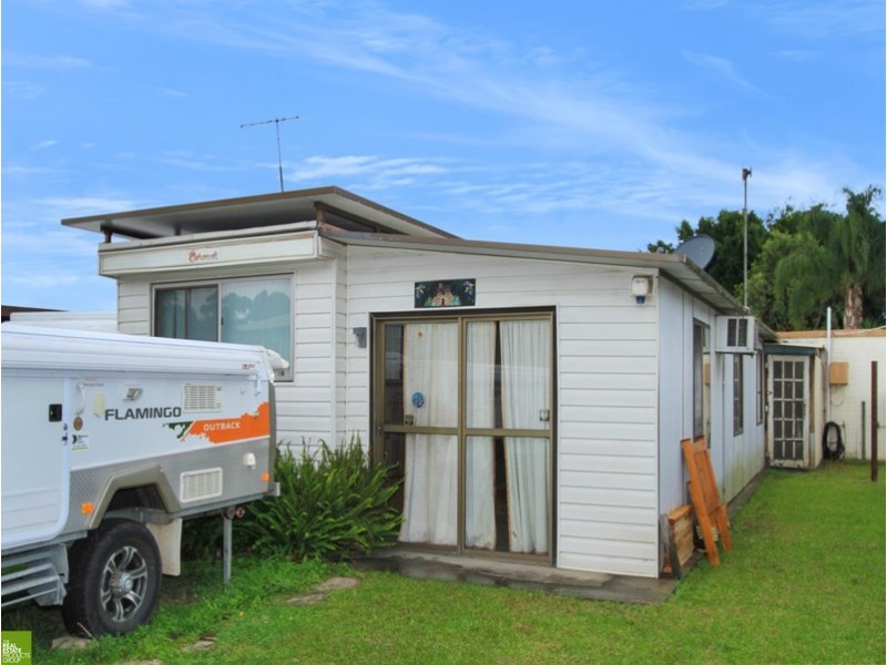 60/4 Woodrow Place, Figtree NSW 2525