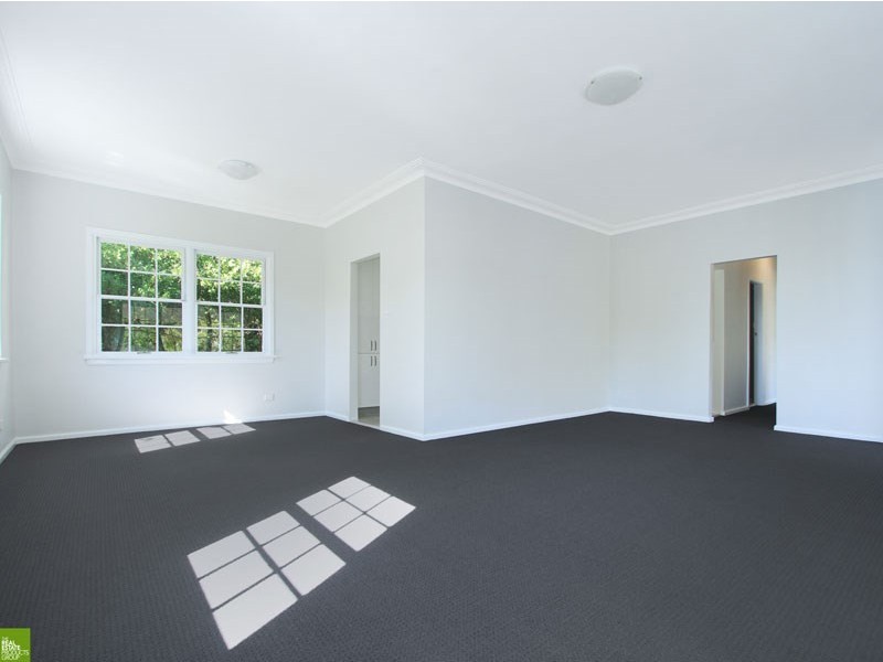 5 Dumfries Avenue, Mount Ousley NSW 2519