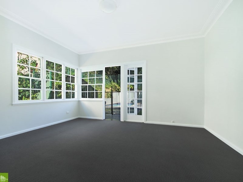 5 Dumfries Avenue, Mount Ousley NSW 2519