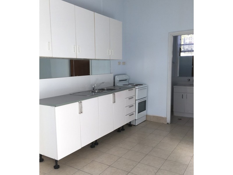 120 Gladstone Avenue, Coniston NSW 2500