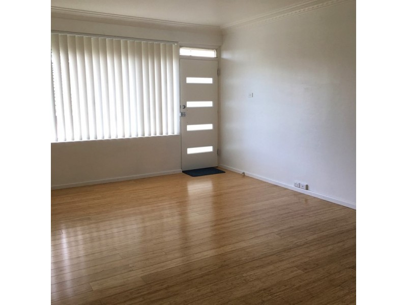 4/114 The Avenue, Mount Saint Thomas NSW 2500