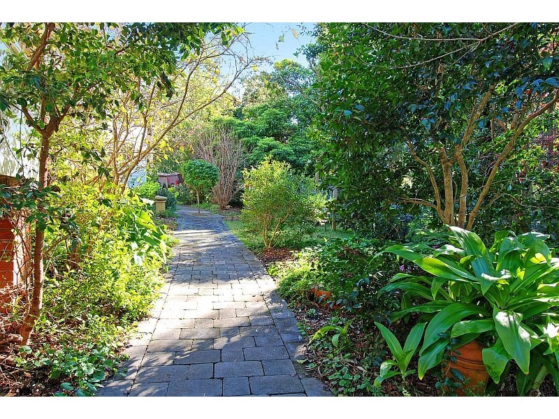 28 Parrish Avenue, Mount Pleasant NSW 2519