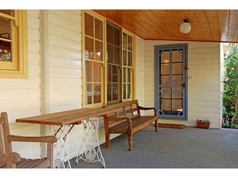 28 Parrish Avenue, Mount Pleasant NSW 2519