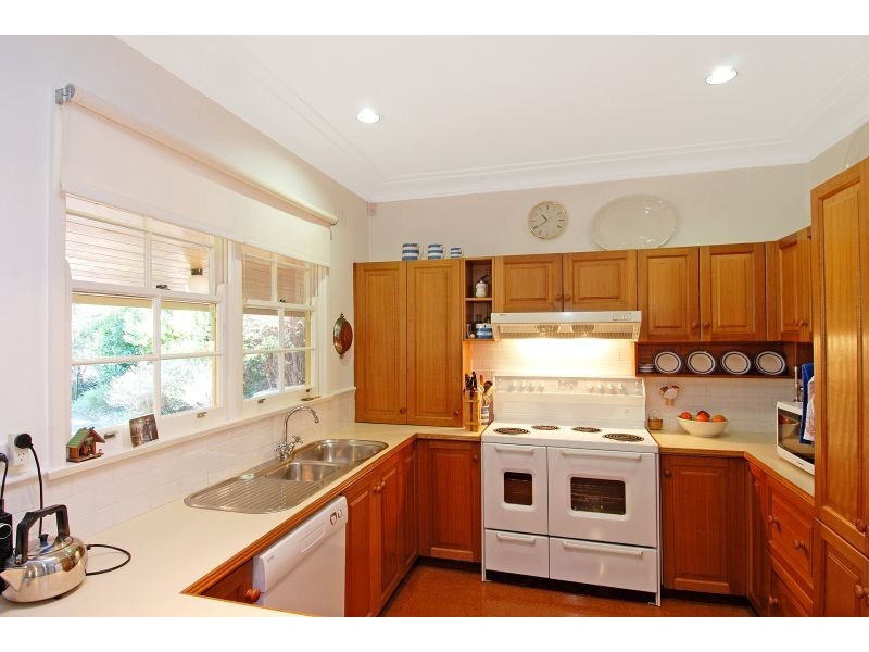 28 Parrish Avenue, Mount Pleasant NSW 2519