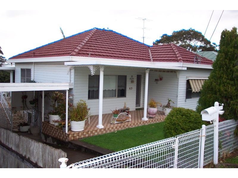 63 Bridge Street, Coniston NSW 2500