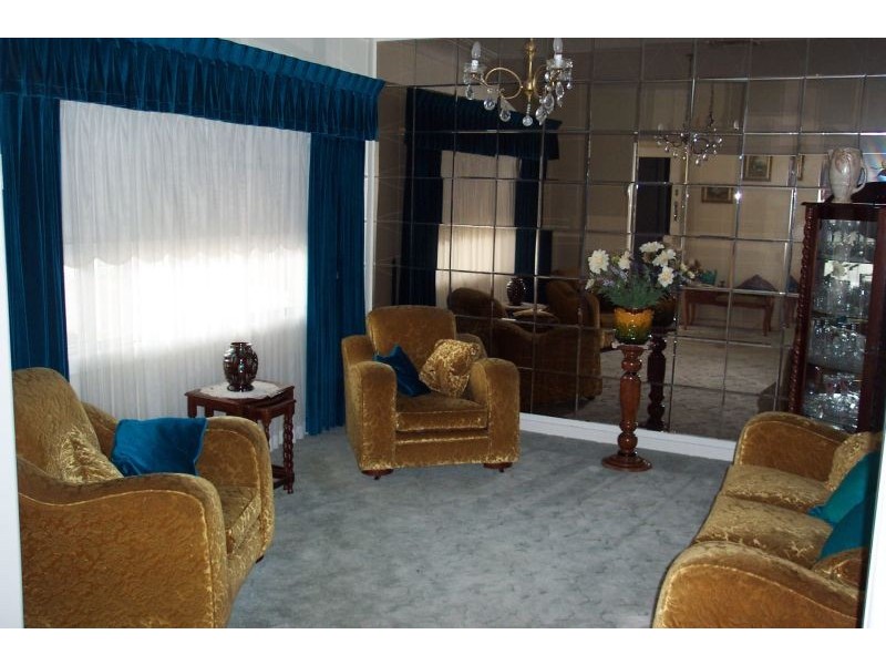 63 Bridge Street, Coniston NSW 2500