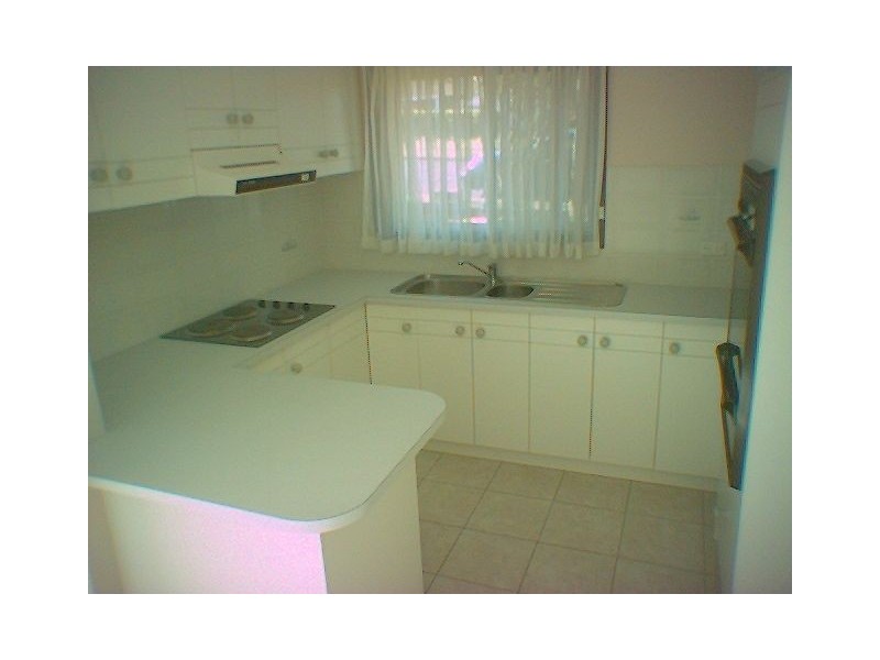 1/10 The Avenue, Corrimal NSW 2518