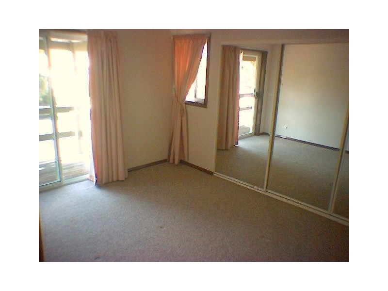 1/10 The Avenue, Corrimal NSW 2518