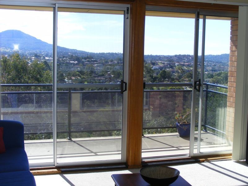 53 Iola Avenue, Farmborough Heights NSW 2526