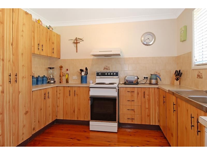 159 Waples Road, Farmborough Heights NSW 2526