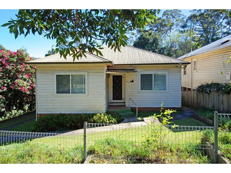28 Byarong Avenue, Mangerton NSW 2500