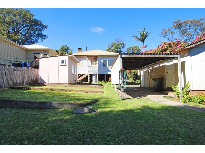 28 Byarong Avenue, Mangerton NSW 2500