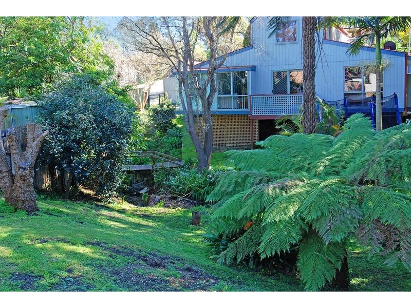 28 Byarong Avenue, Mangerton NSW 2500