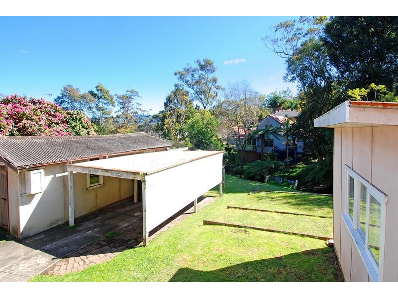 28 Byarong Avenue, Mangerton NSW 2500