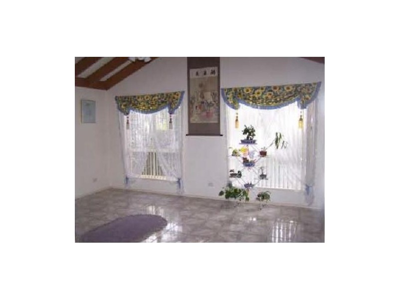 84 Brendon Avenue, Farmborough Heights NSW 2526