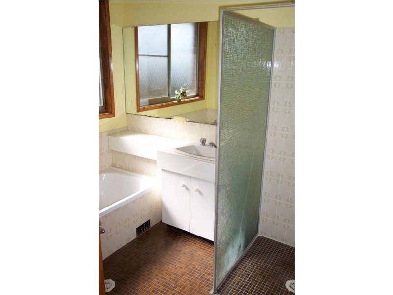 37 Poplar Avenue, Albion Park Rail NSW 2527