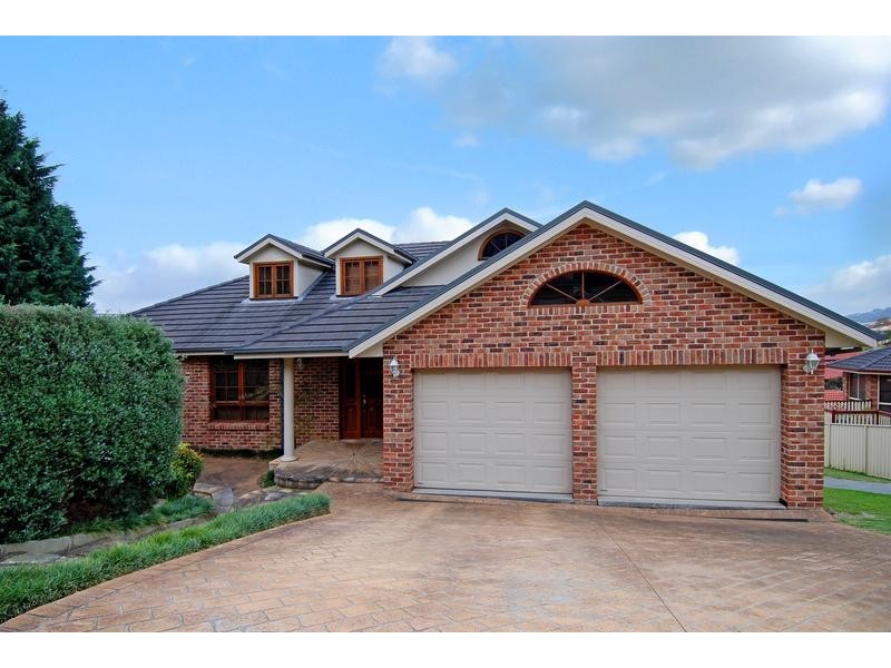 7 Abercrombie Crescent, Albion Park NSW 2527