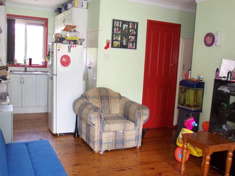 2/3 Railway Street, Corrimal NSW 2518