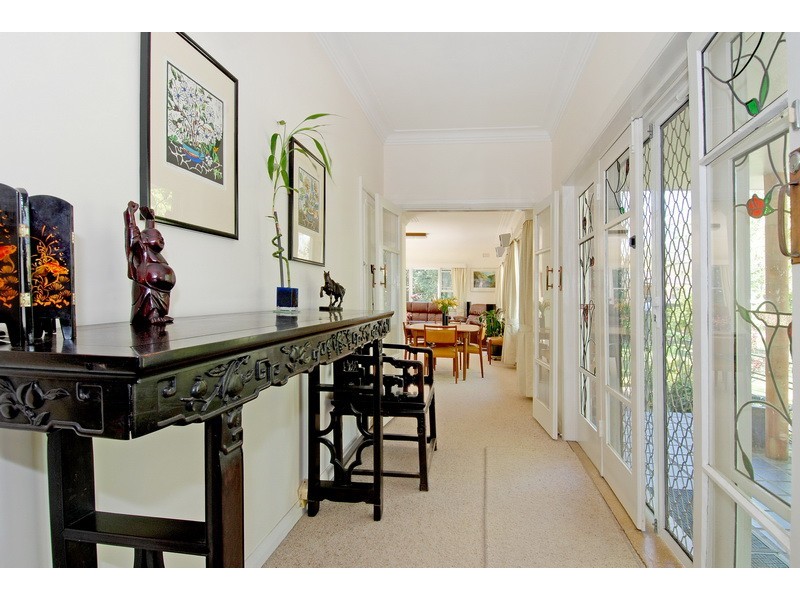 6 Holmden Avenue, Mangerton NSW 2500