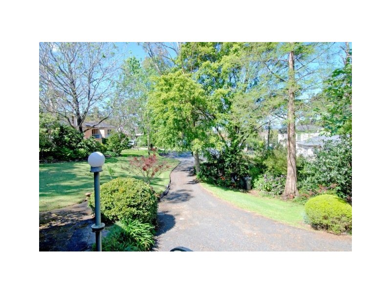 6 Holmden Avenue, Mangerton NSW 2500