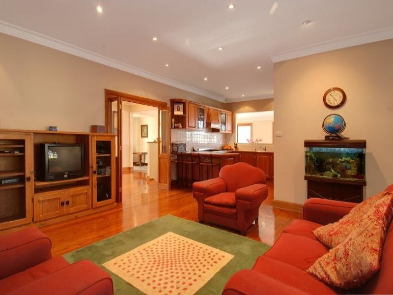 1 Napier Street, Balgownie NSW 2519