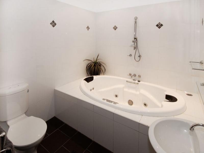 1 Napier Street, Balgownie NSW 2519