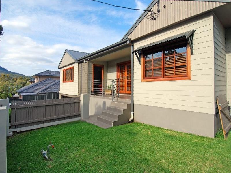 1 Napier Street, Balgownie NSW 2519